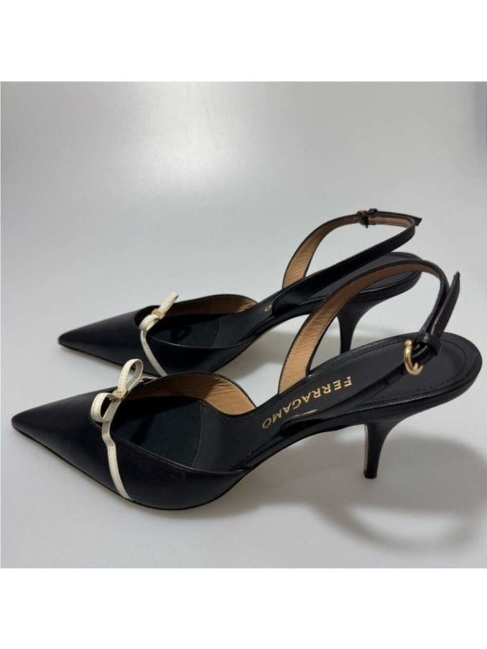 Ferragamo Gylla 70mm Bow Slingback Pumps Black Size 9.5 - Picture 2 of 7
